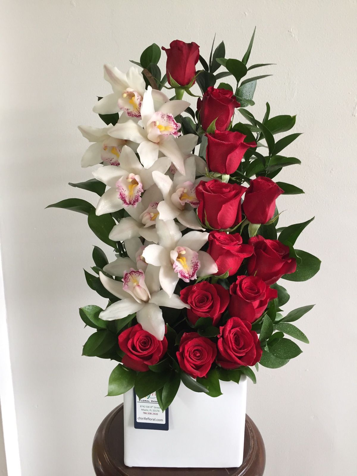 MANDALA ESTILO FLORAL - Arreglos Florales para Cumpleaños en Cali