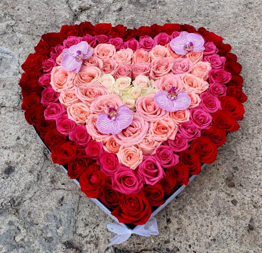 MANDALA ESTILO FLORAL - Floristería en Cali 