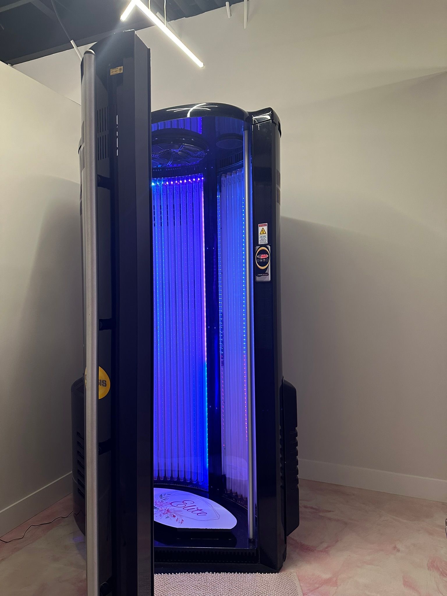 Standing UV Tanning Beds for your convenience at Elite Tanning & Spa
