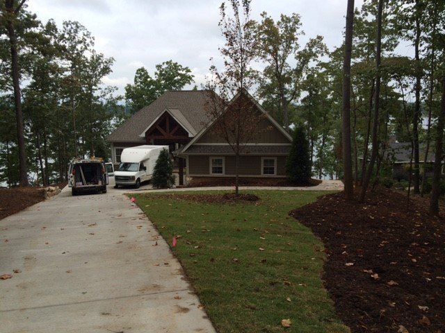 Yard with Dry Leaves — Seneca, SC — Sheriff Landscaping