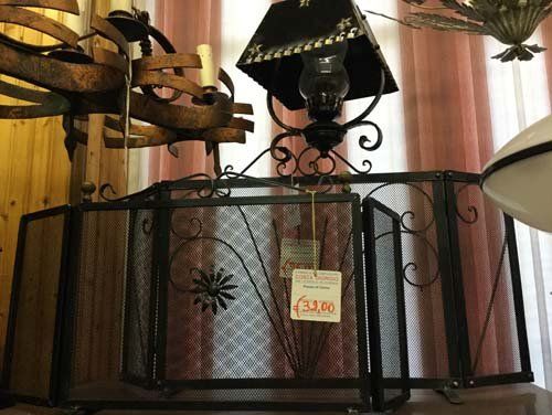 pannello protettivo per braci di camino