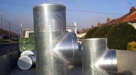 If you are looking for ductwork for commercial, domestic or industrial spaces, you can rely on us