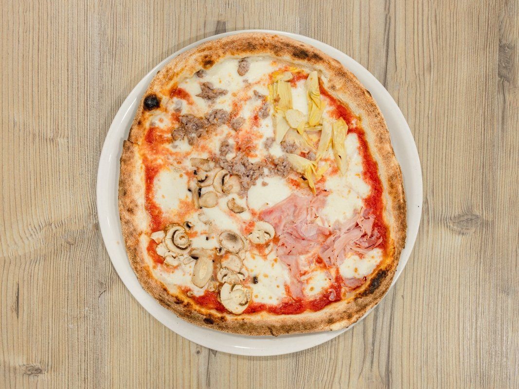 Pizza Baciami Ancora 4 stagioni