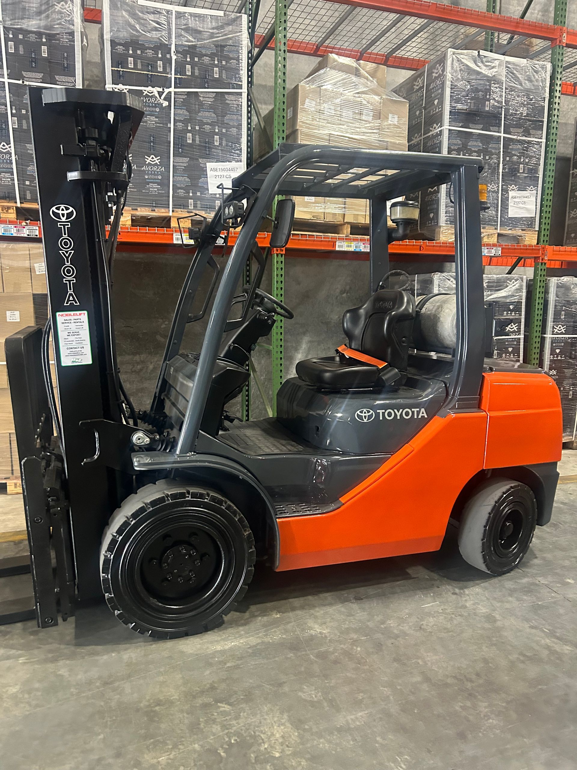 Toyota Forklift 8,000 LB Gas