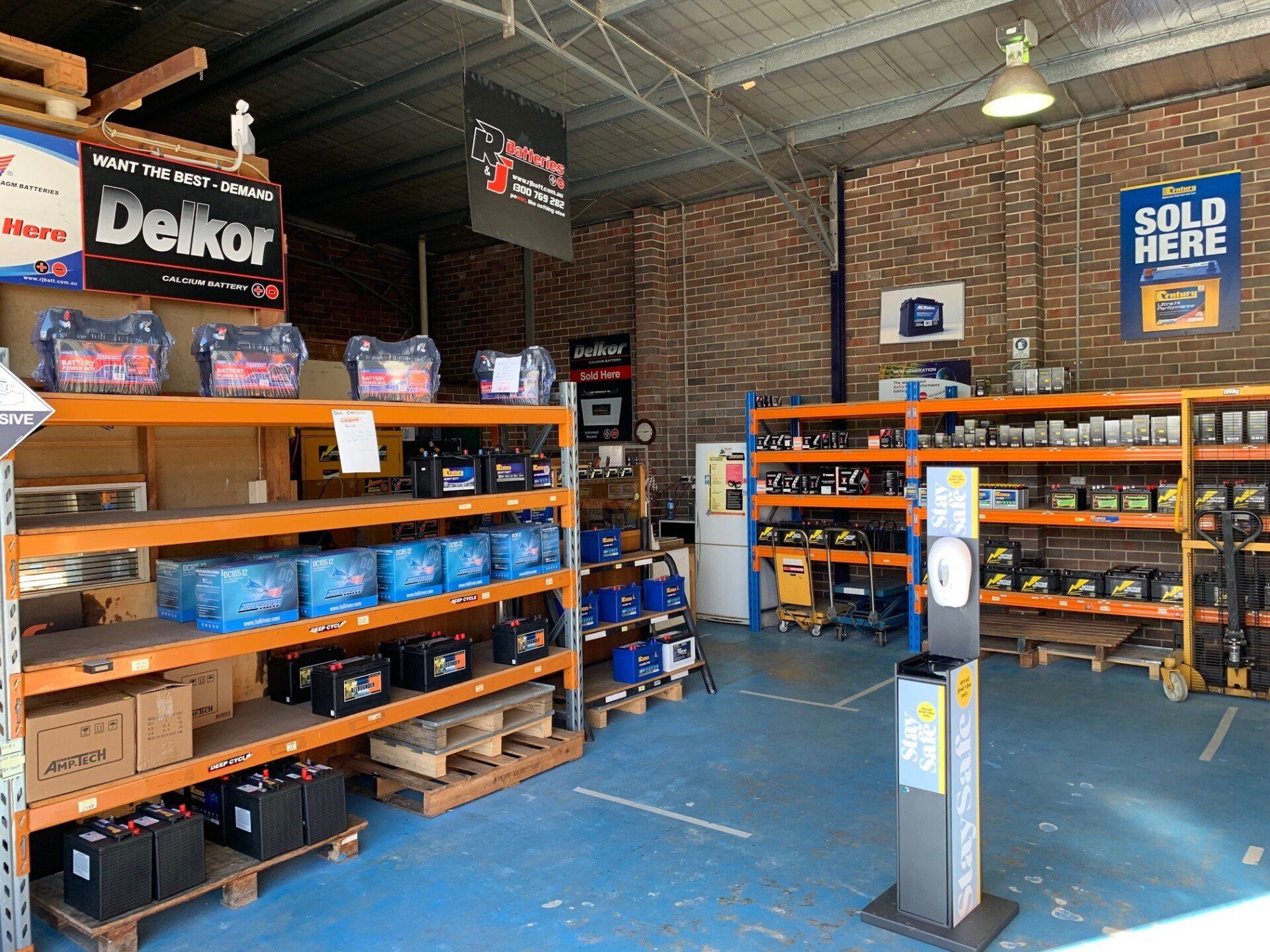 Inside Active Batteries & Solar — batteries and power solutions