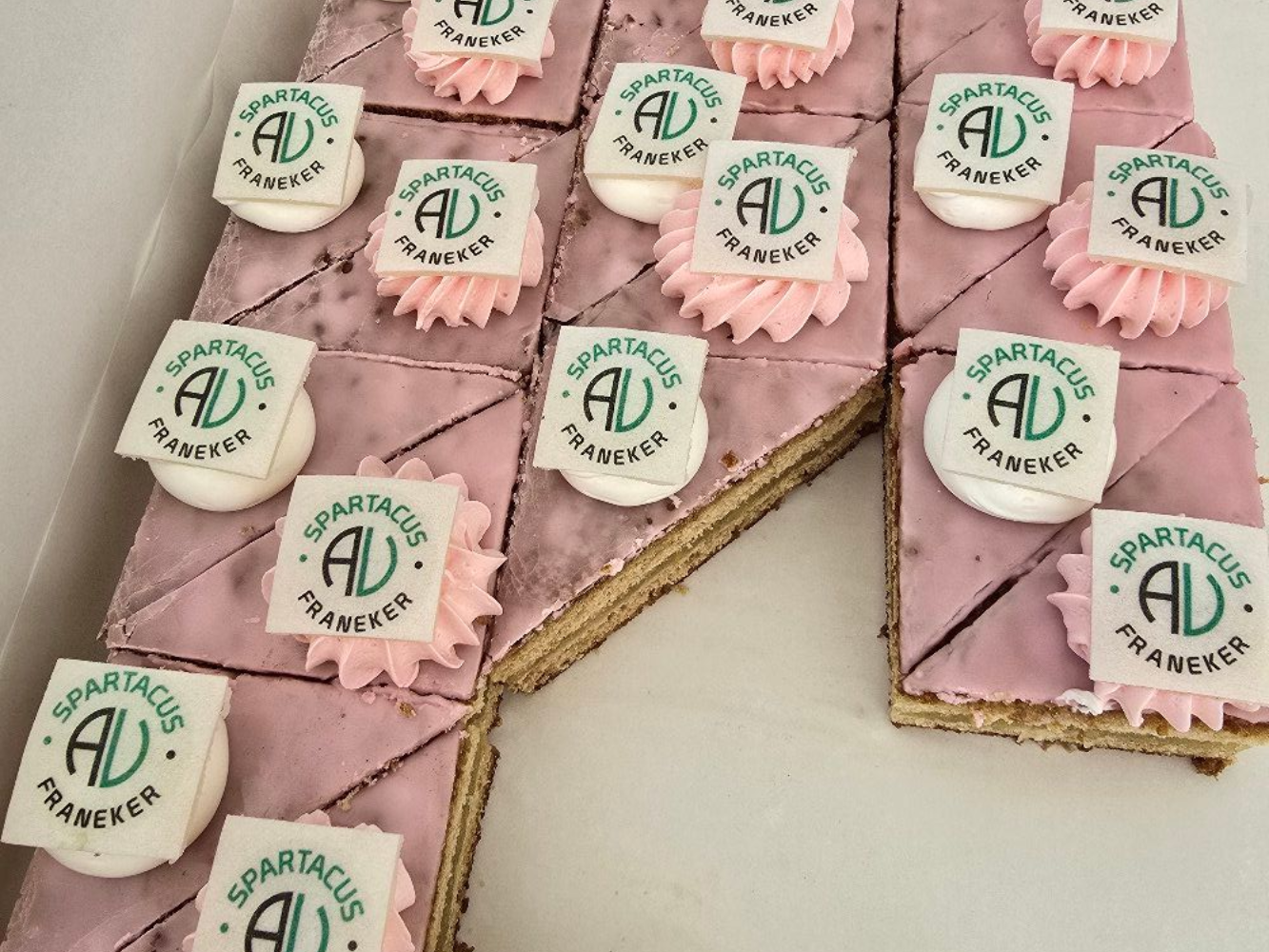 Oranjekoek AV Spartacus 60 jaar