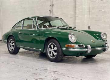 Green Porsche 912 1967
