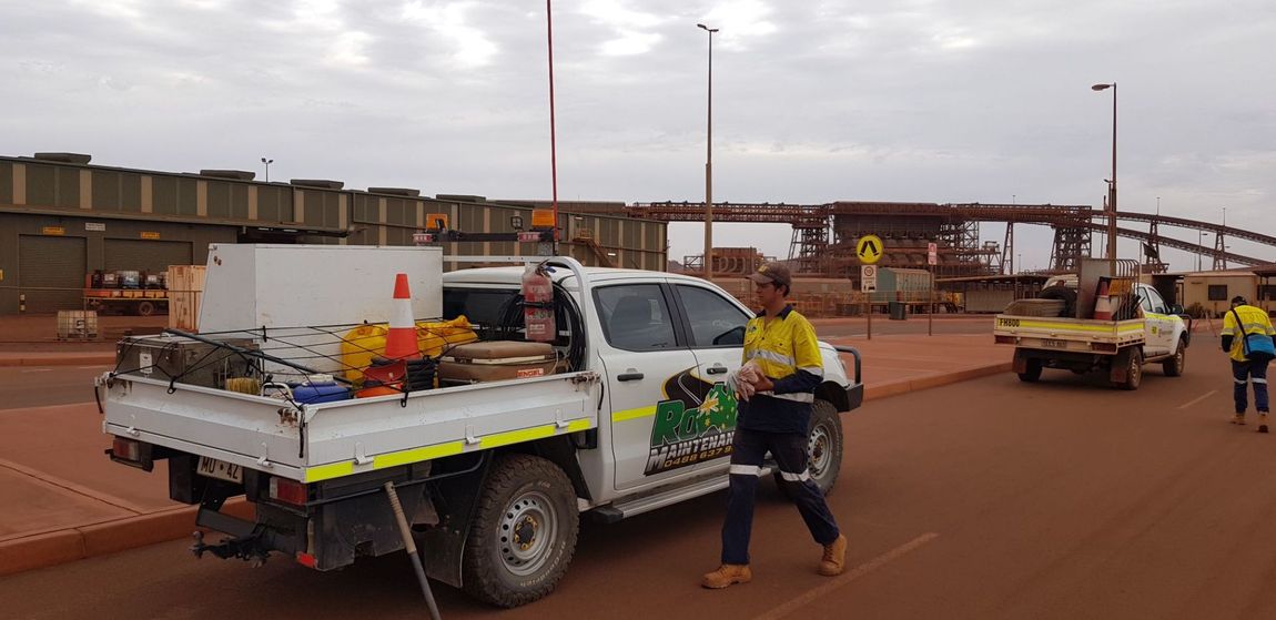 ROAD LINE MARKING, ROAD AUDIBLE LINE, GUIDE POSTS, WHEEL STOPS, BOLLARDS, SIGNS, CARPARK LINES, CARPARK PAINTING STECILS