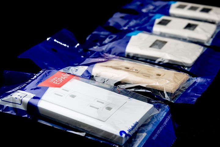 FERREACEROS - CONTACTOS Y APAGADORES