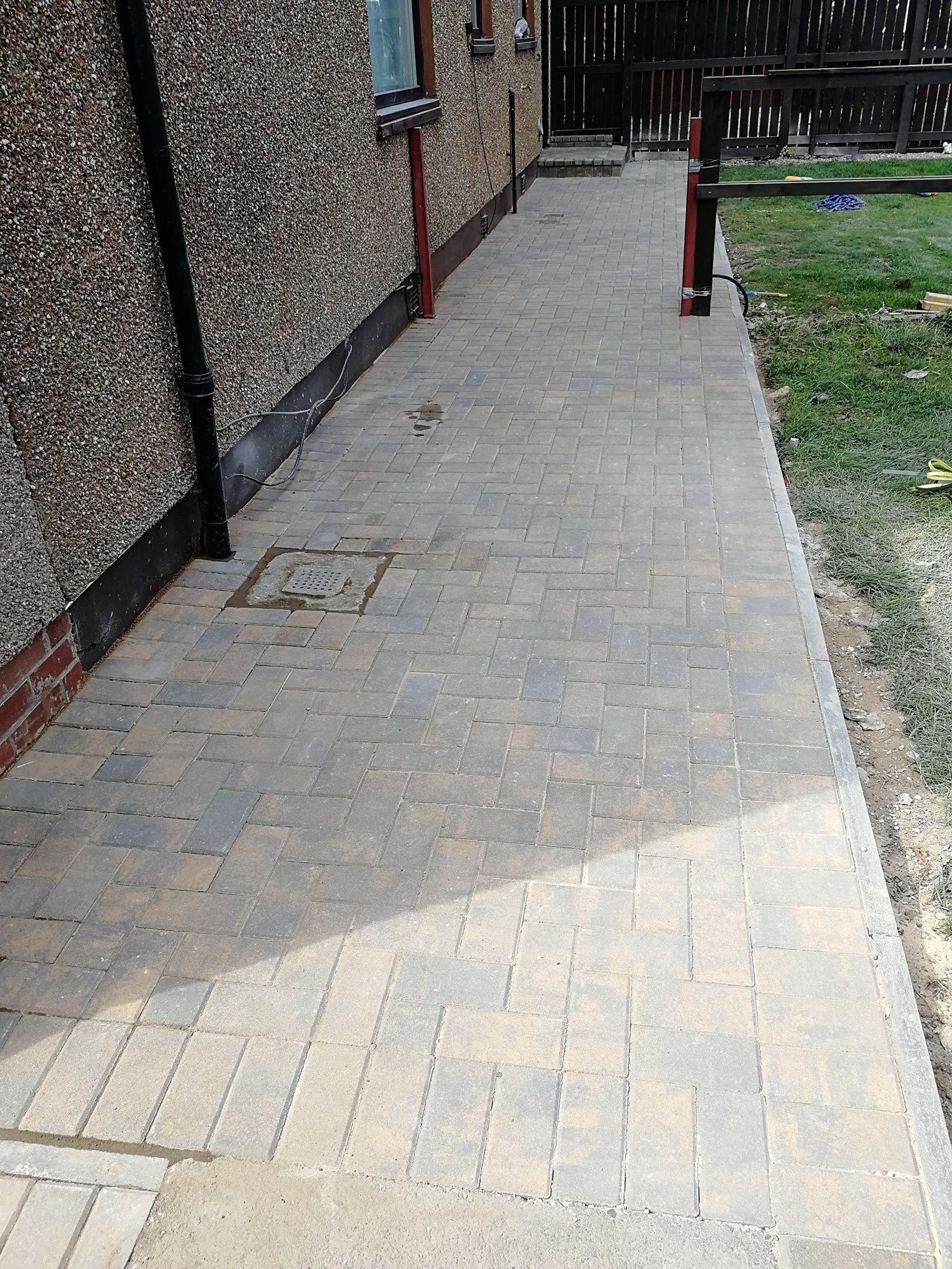 Knox Construction grey tiling project