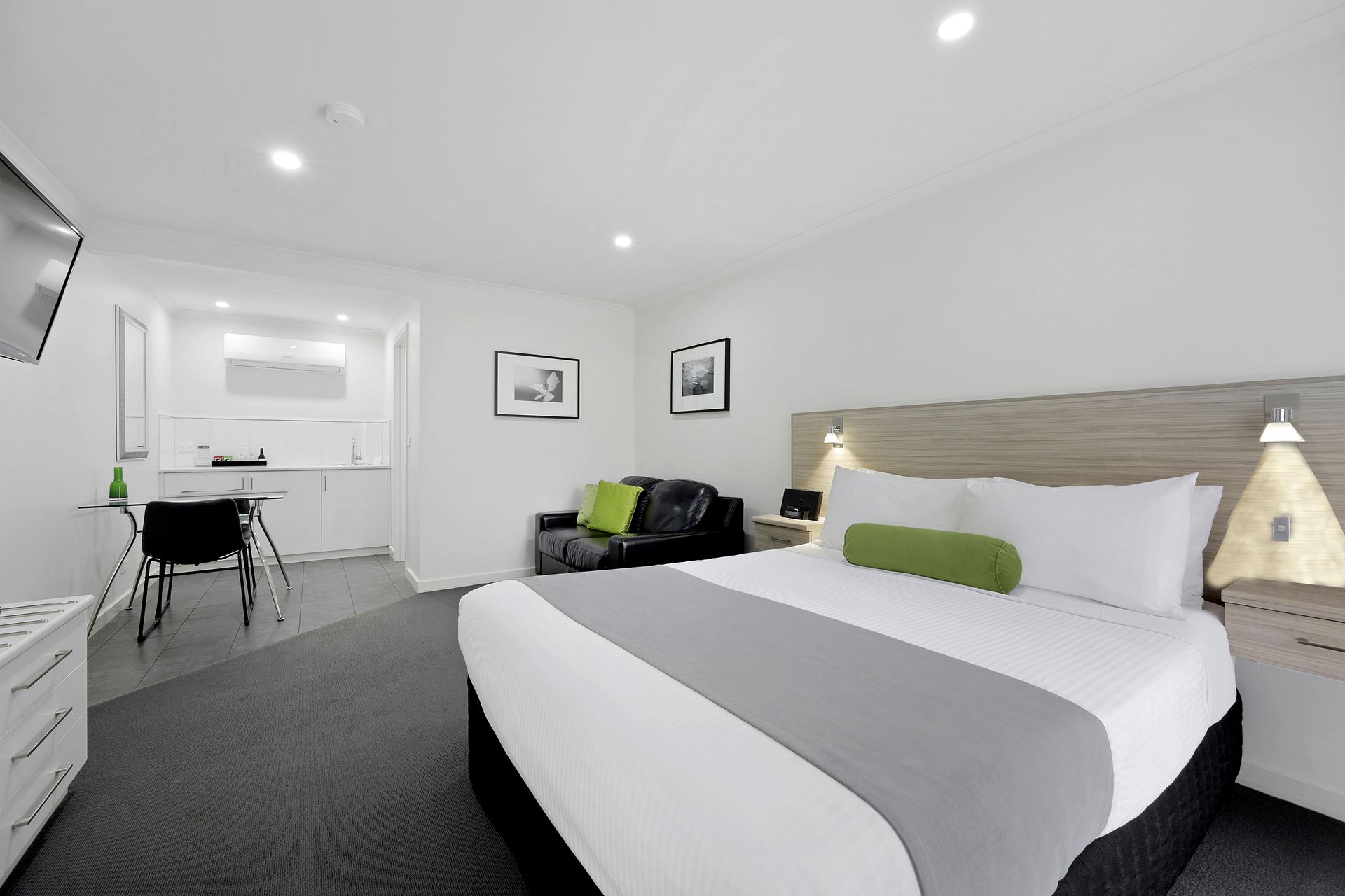 Bed Room