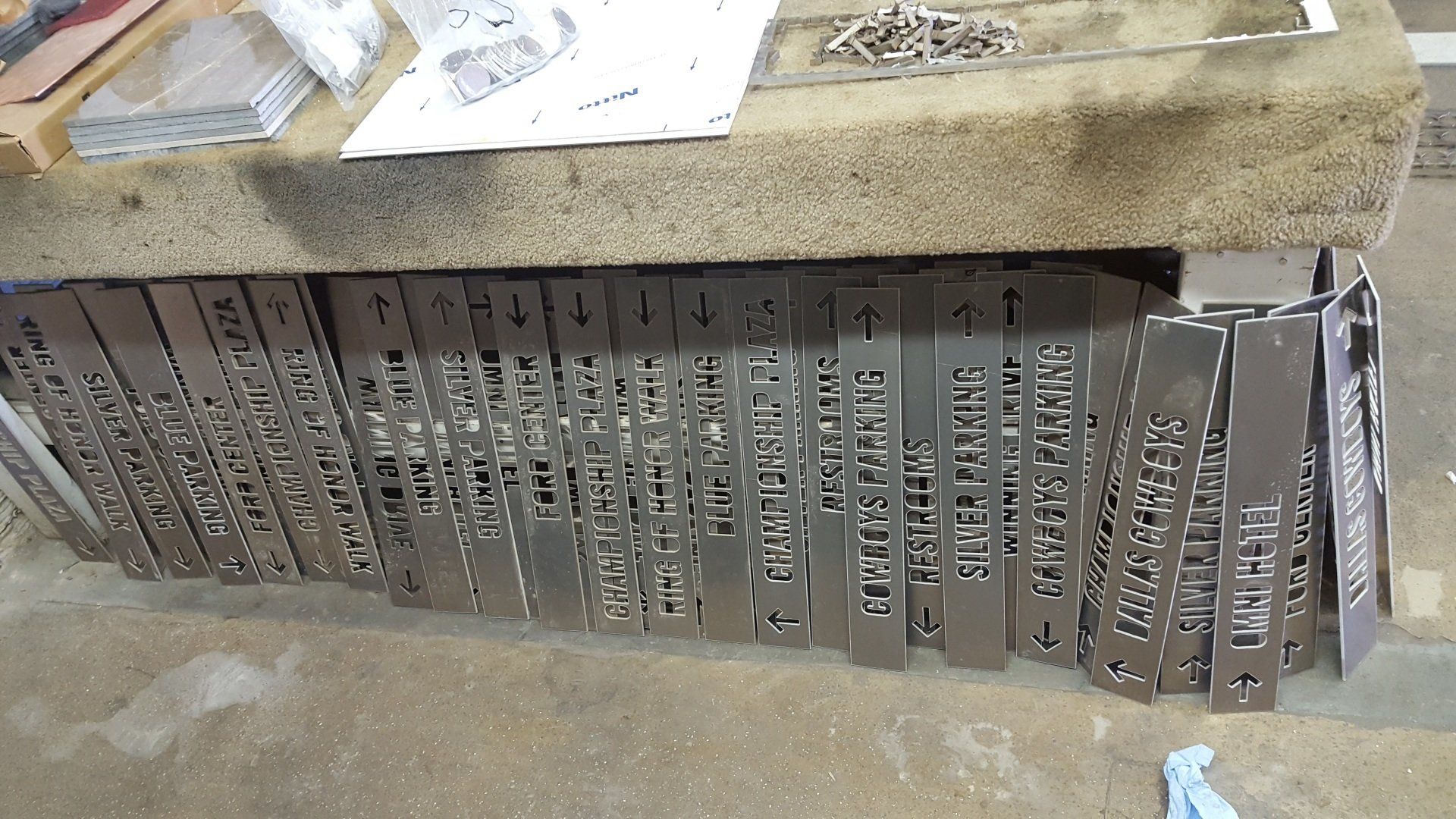 A bunch of metal pieces are stacked on top of each other