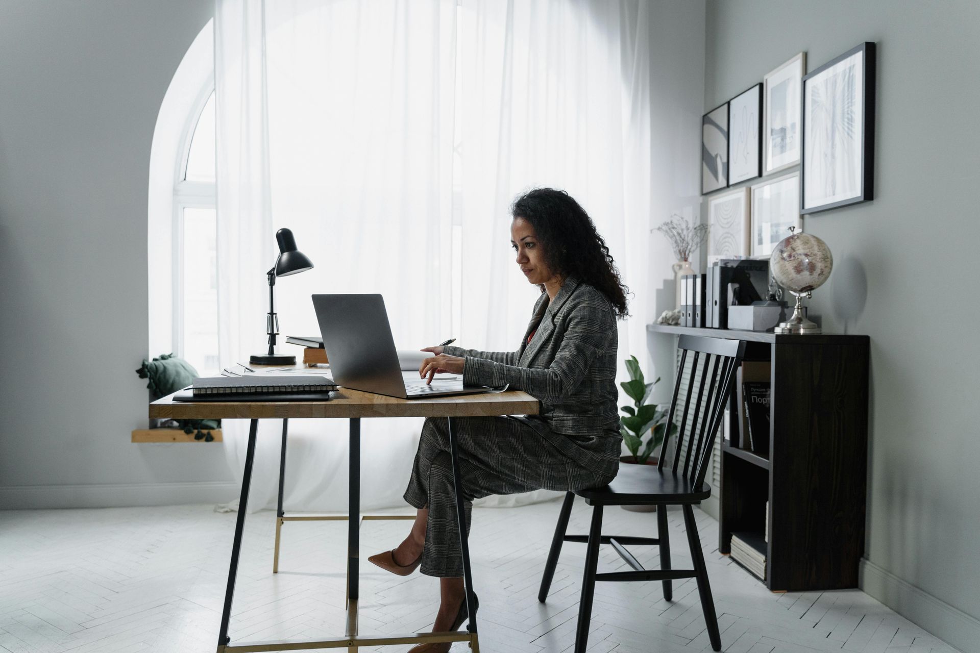 Cyprus Salary Calculator 2025 – Gross to Net & Employer Cost
