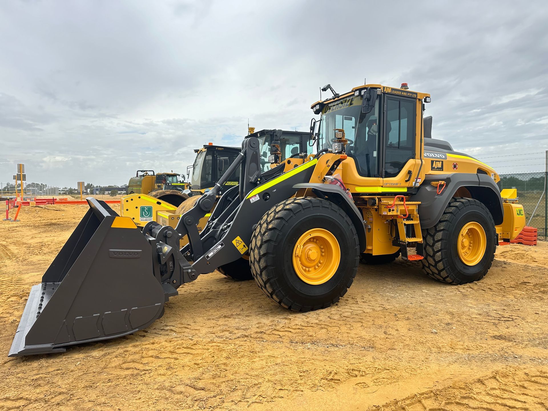 Volvo L120H Loader (GPS-equipped)
