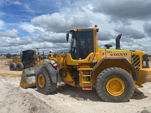 Volvo L120F Loader