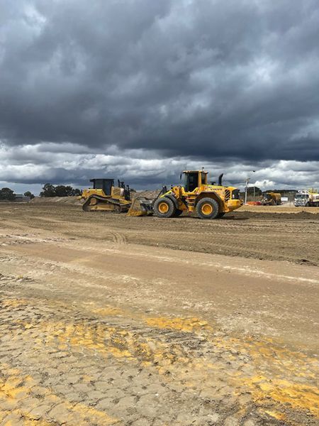 Tracked and wheeled Volvo loaders