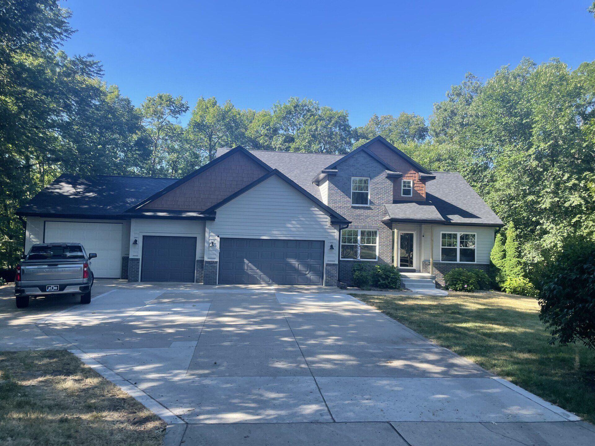 Front View Of A House — Ankeny, IA — DeWild Construction