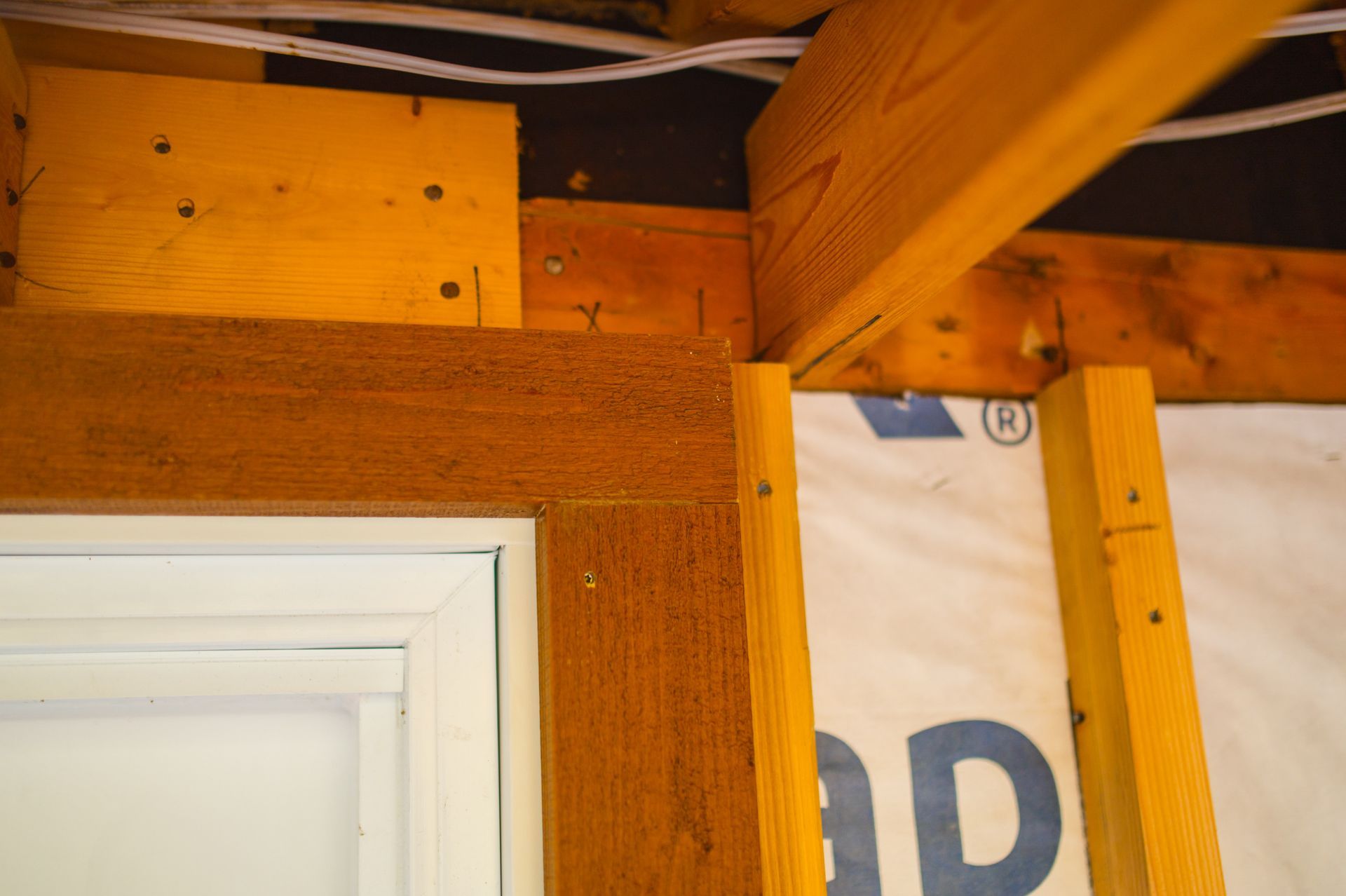A wooden structure with a sign that says ad on it