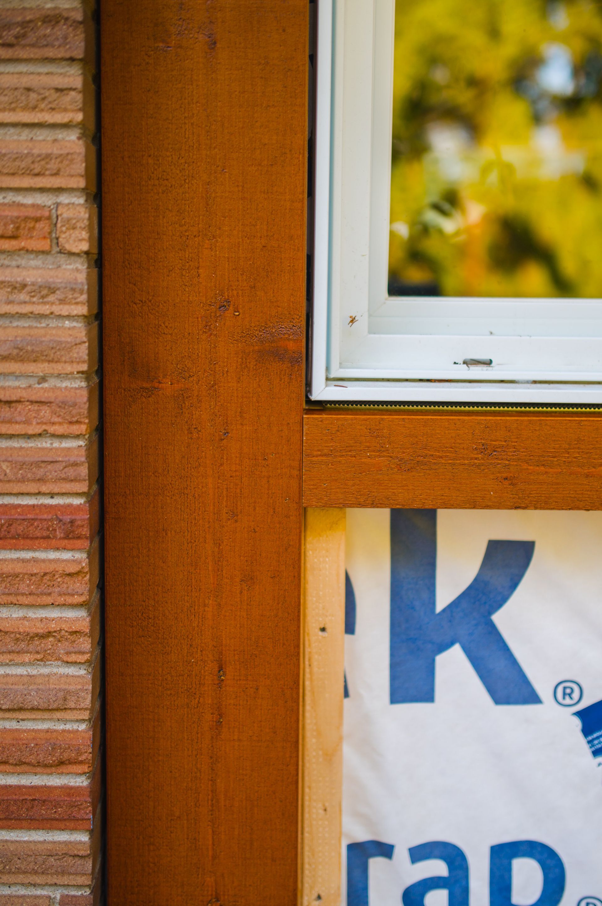 A close up of a window with a sign that says k on it