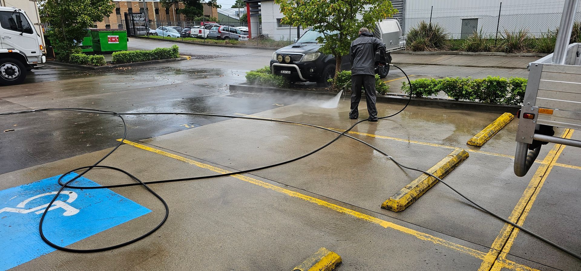pressure washing services