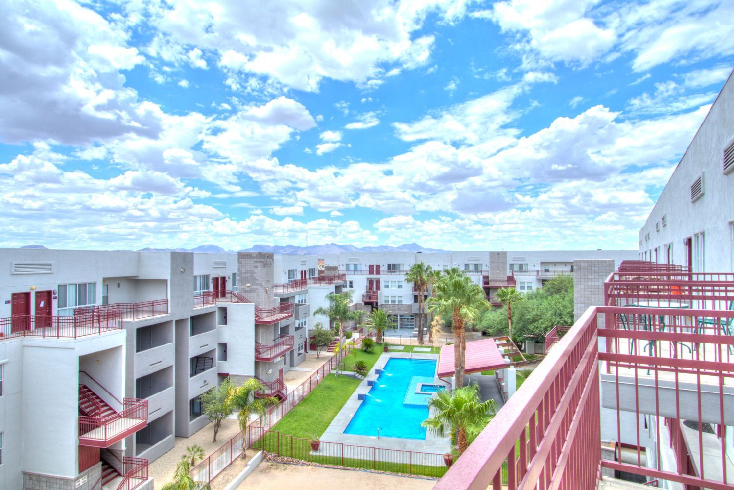 Overview of the seasons apartments