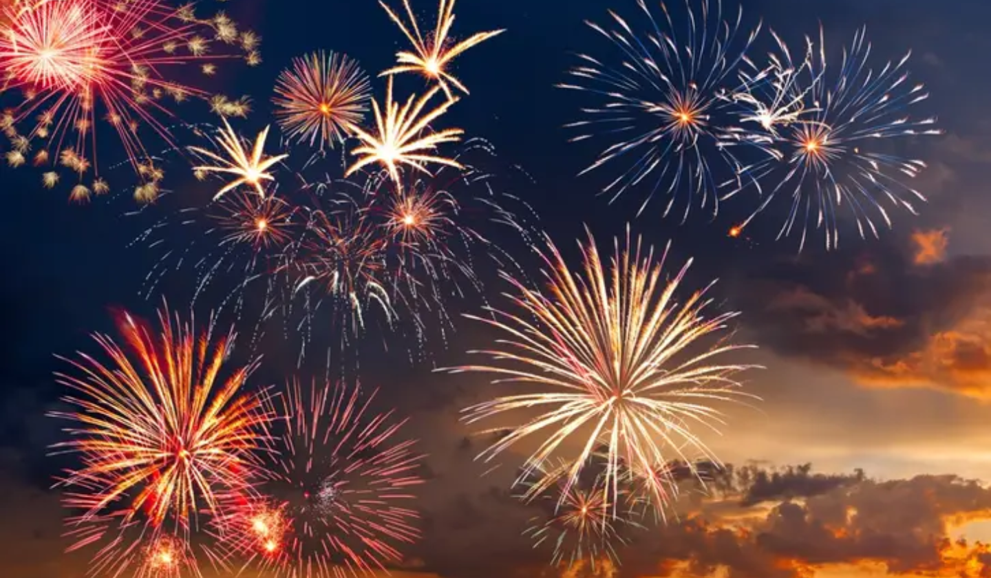 Fireworks lighting up the Oro Valley, Tucson sky.