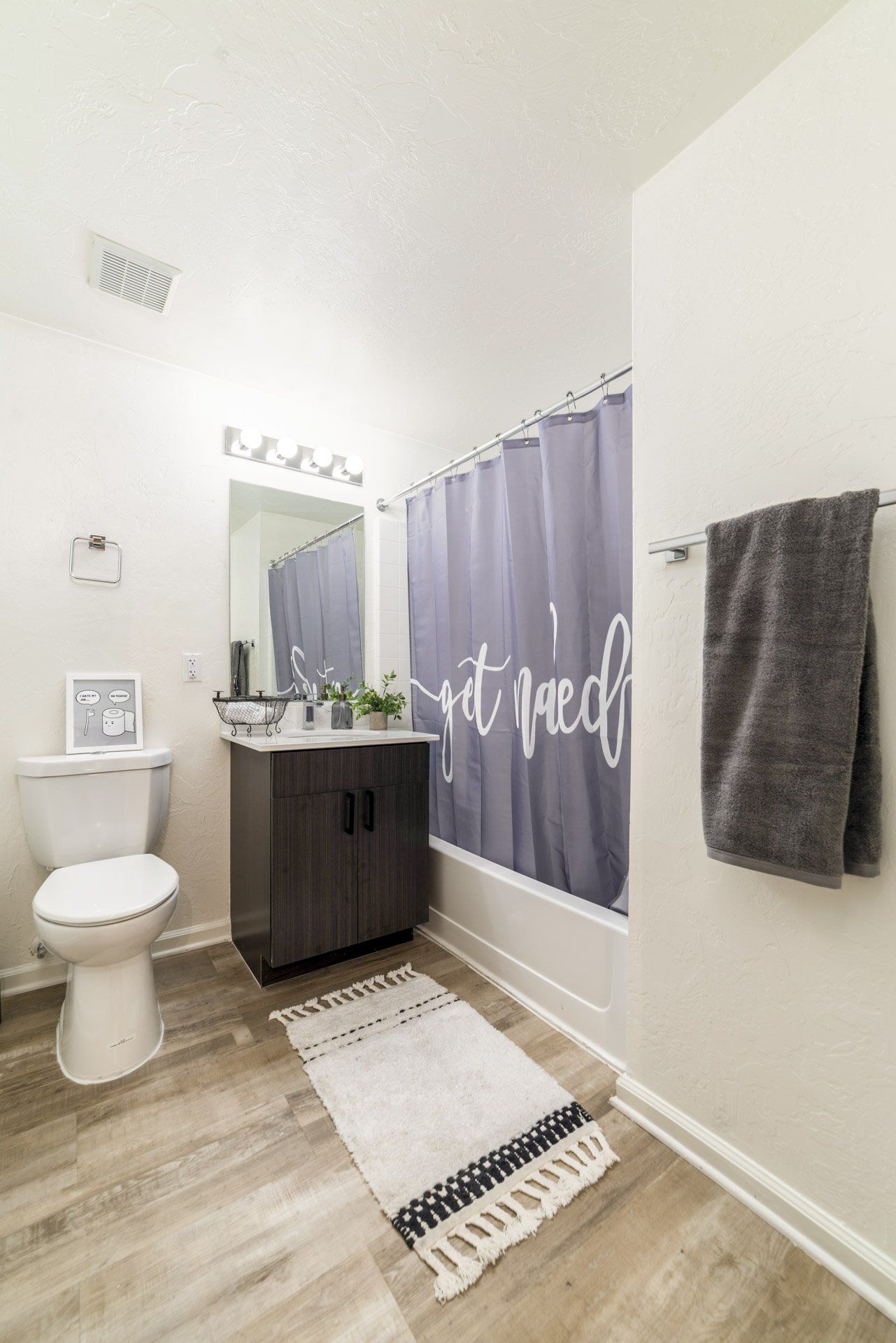 Seasons Apartments property image