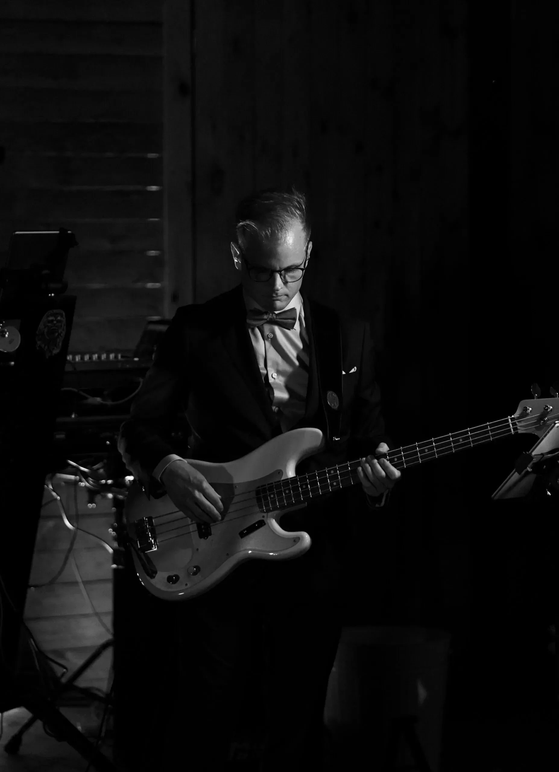 Viihdytin_juhlat_Tuomas_2022