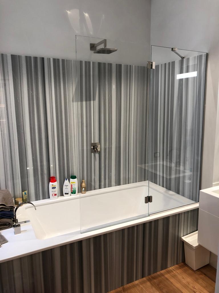 vasca con vetri per box doccia a Roma