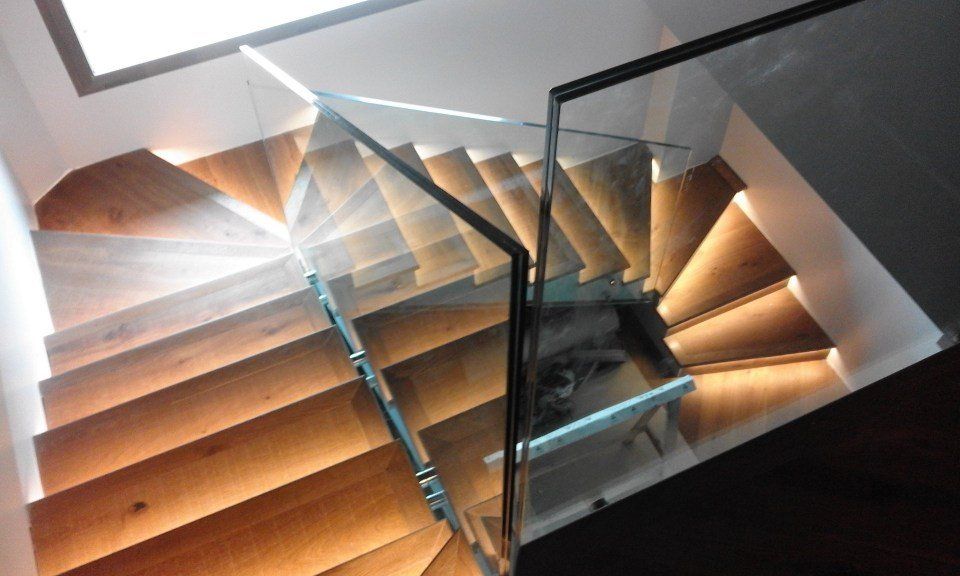 scale in vetro a Roma illuminate