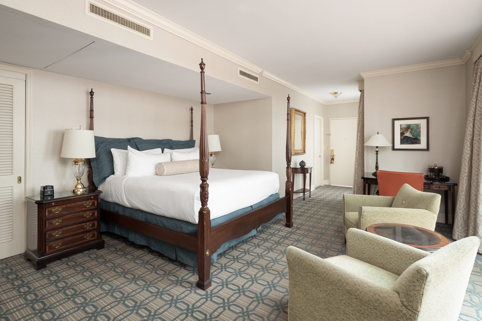 Governor's Suite room at The Berkeley Hotel