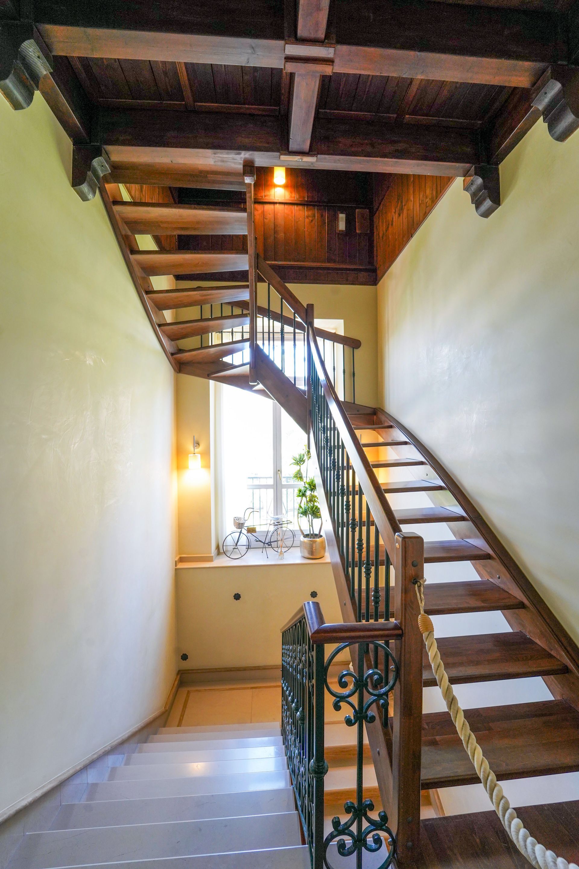 Entrance to Villa Pallotta