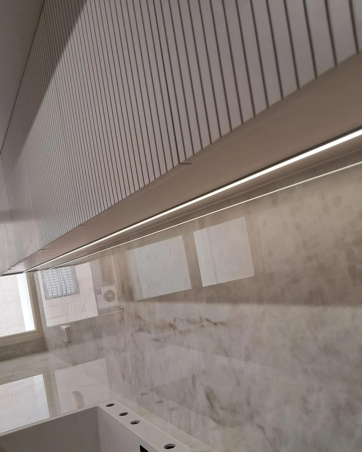 התקנת גוף תאורה