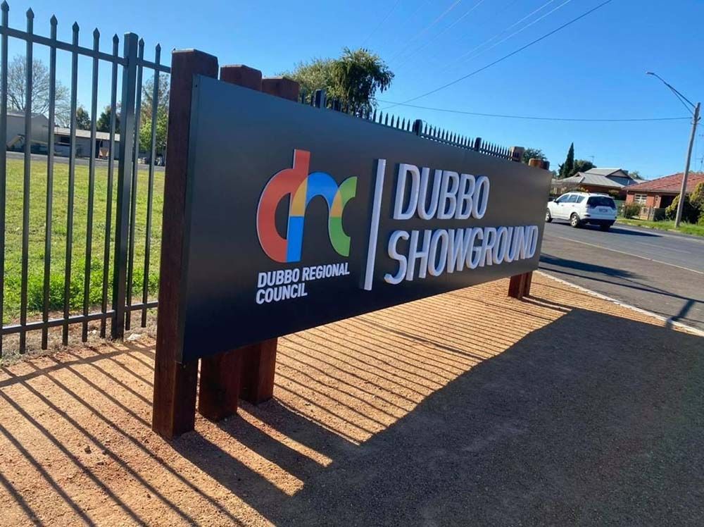 Dubbo Showground Sign — Illuminated Signage in Bourke, NSW