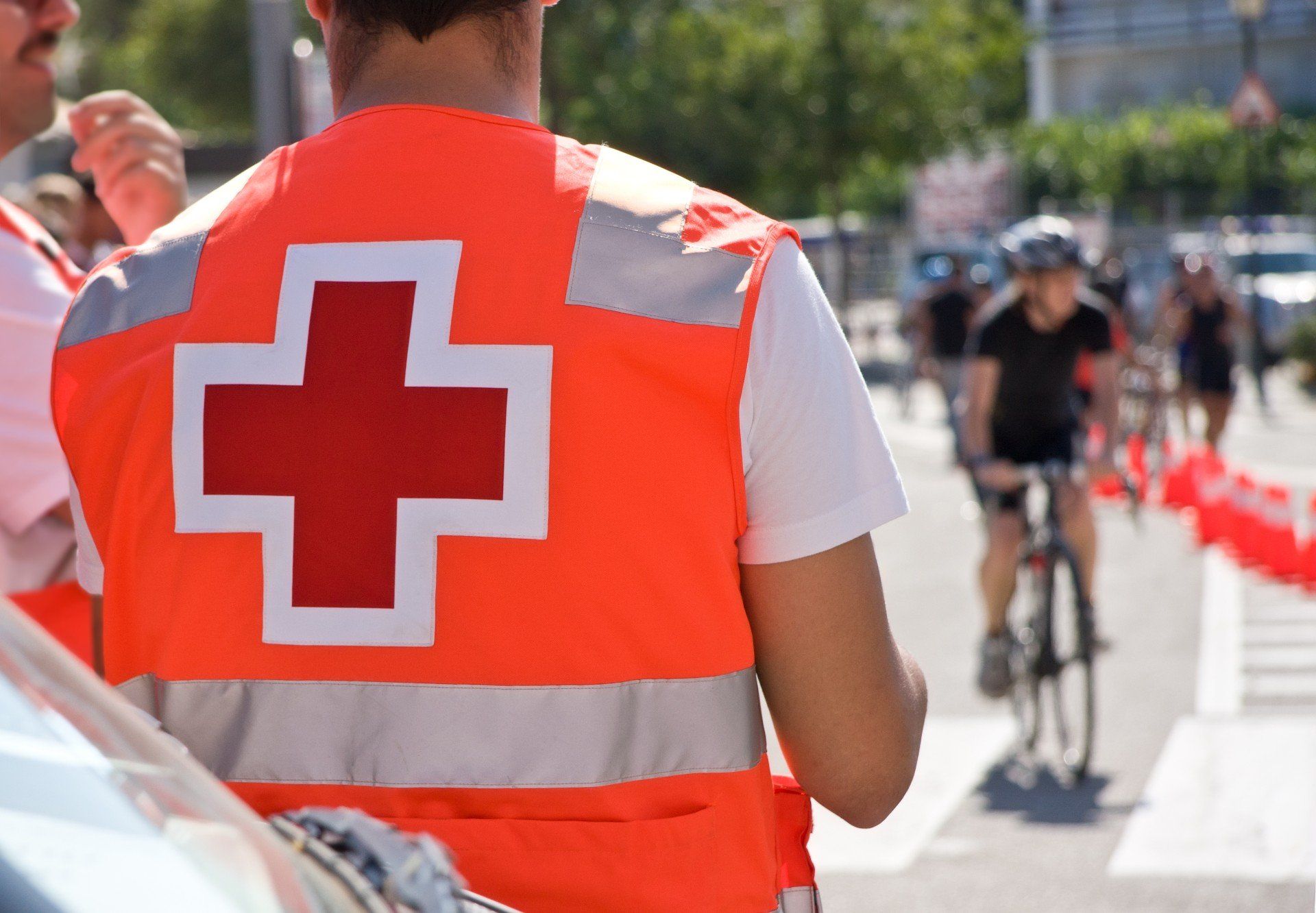 paramedico della croce rossa