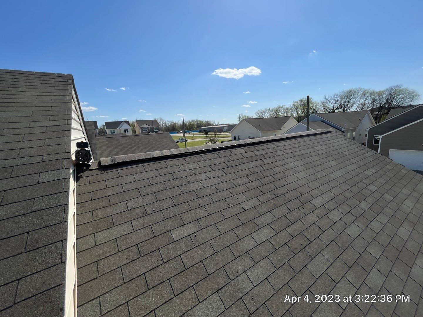 Image of repaired ridge cap on Richmond VA home.