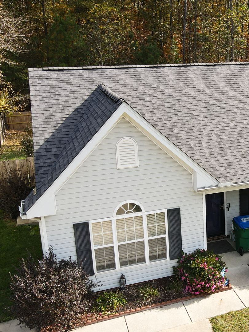 Retex roofing truck outside home RETEX replaced roof for in March 2022. Roof replacement in Mechanicsville VA 23116.