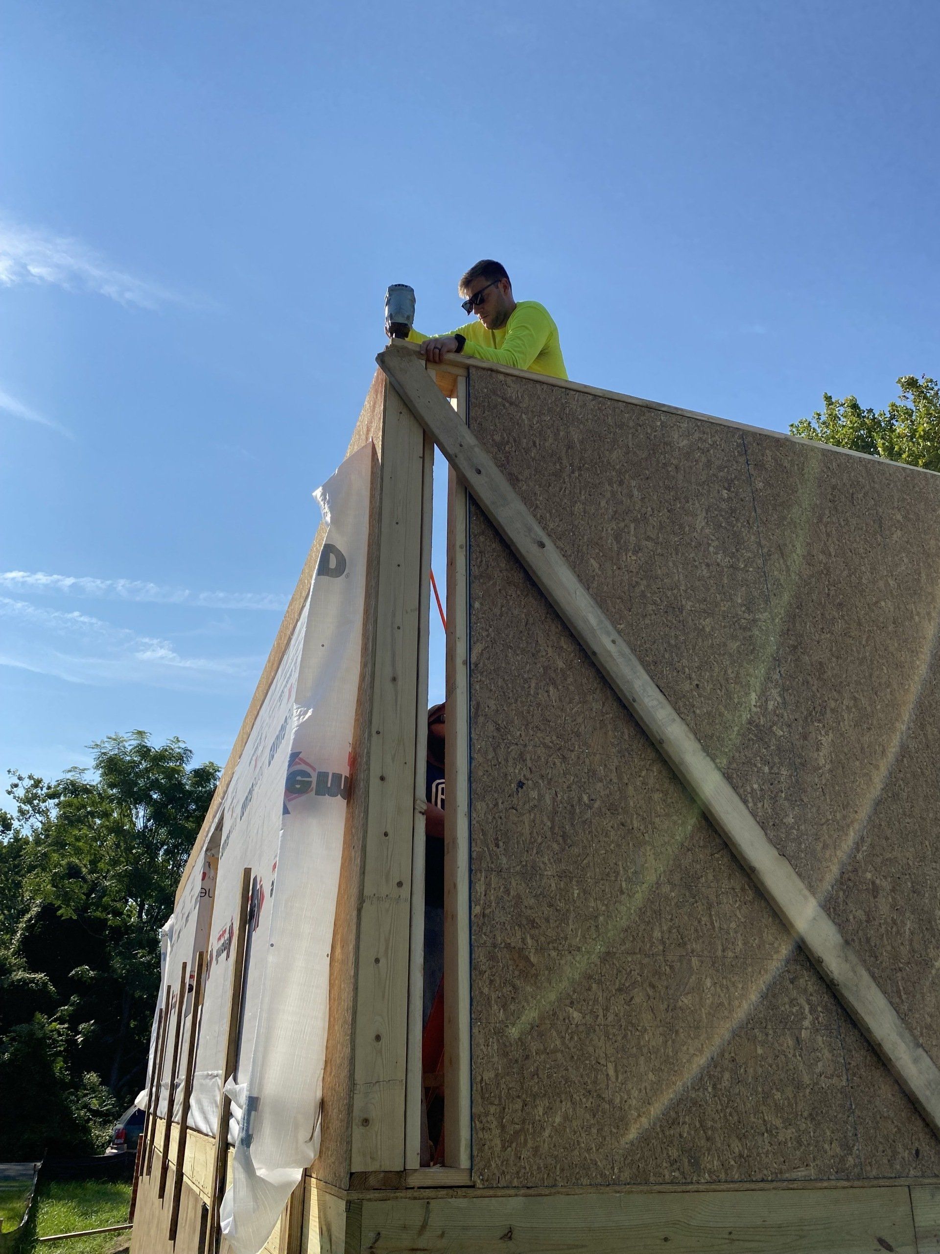 Image of RETEX’s Caleb Kammerling volunteering with Richmond Habitat for Humanity.