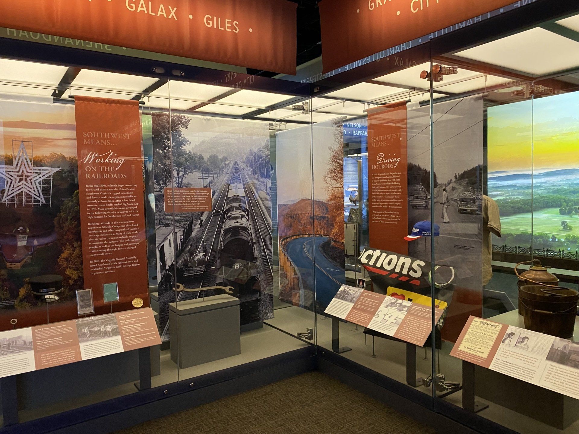 Image of a room within the Virginia Museum of History and Culture. Photo by RETEX's Katelyn Lewis.