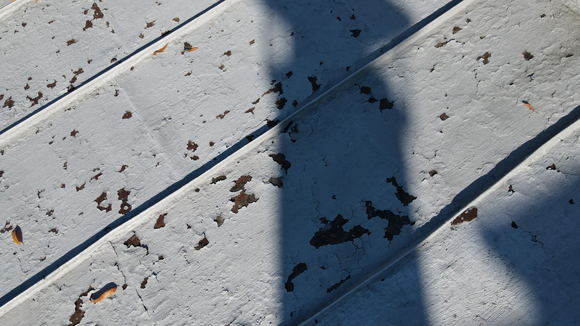 Drone image of a metal roof in need of recoating in Richmond VA 23220. Photo taken by RETEX's Caleb Kammerling.