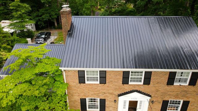 corrugated metal roofing house