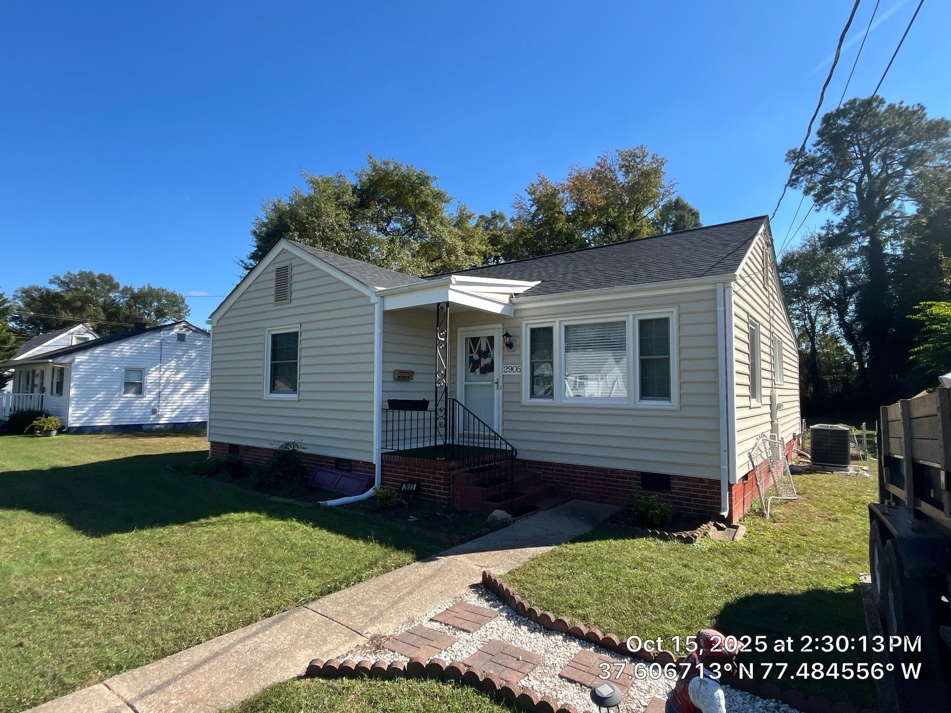 Roof, siding, and gutter replacement on Richmond, VA home.
