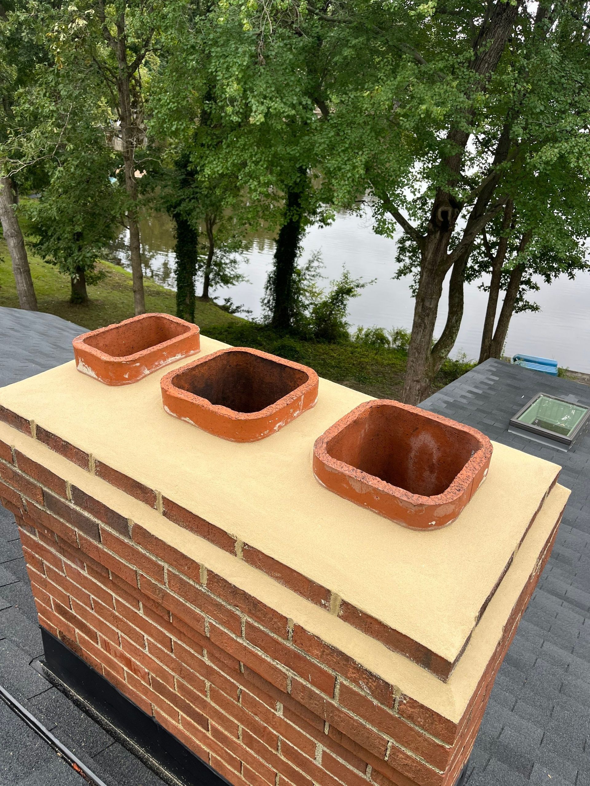 A RETEX re-pointed chimney in North Chesterfield, VA.