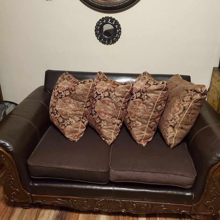 Row Pillows On The Sofa — Elizabethtown, PA — Sew Pretty Creations