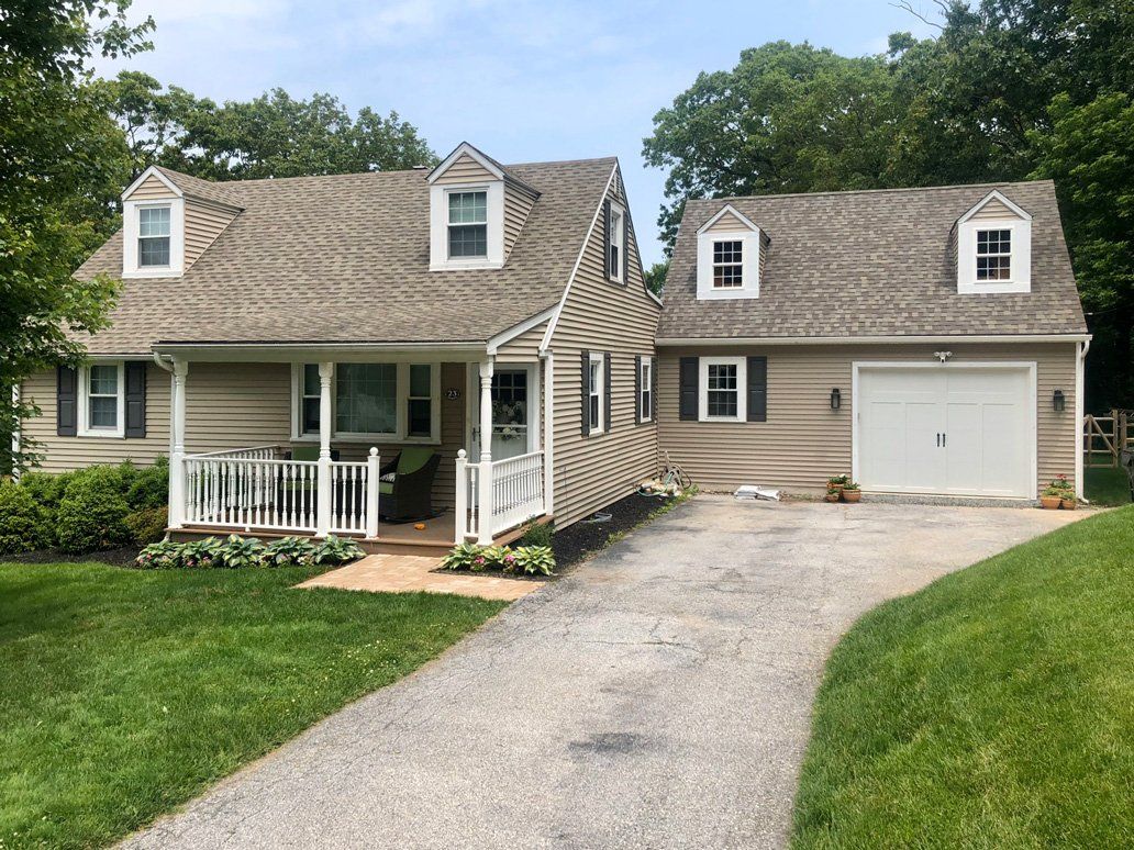 House With Garage — Parkesburg, PA — E.P. Hannum Building