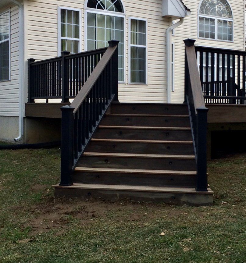 Deck Stairs — Parkesburg, PA — E.P. Hannum Building