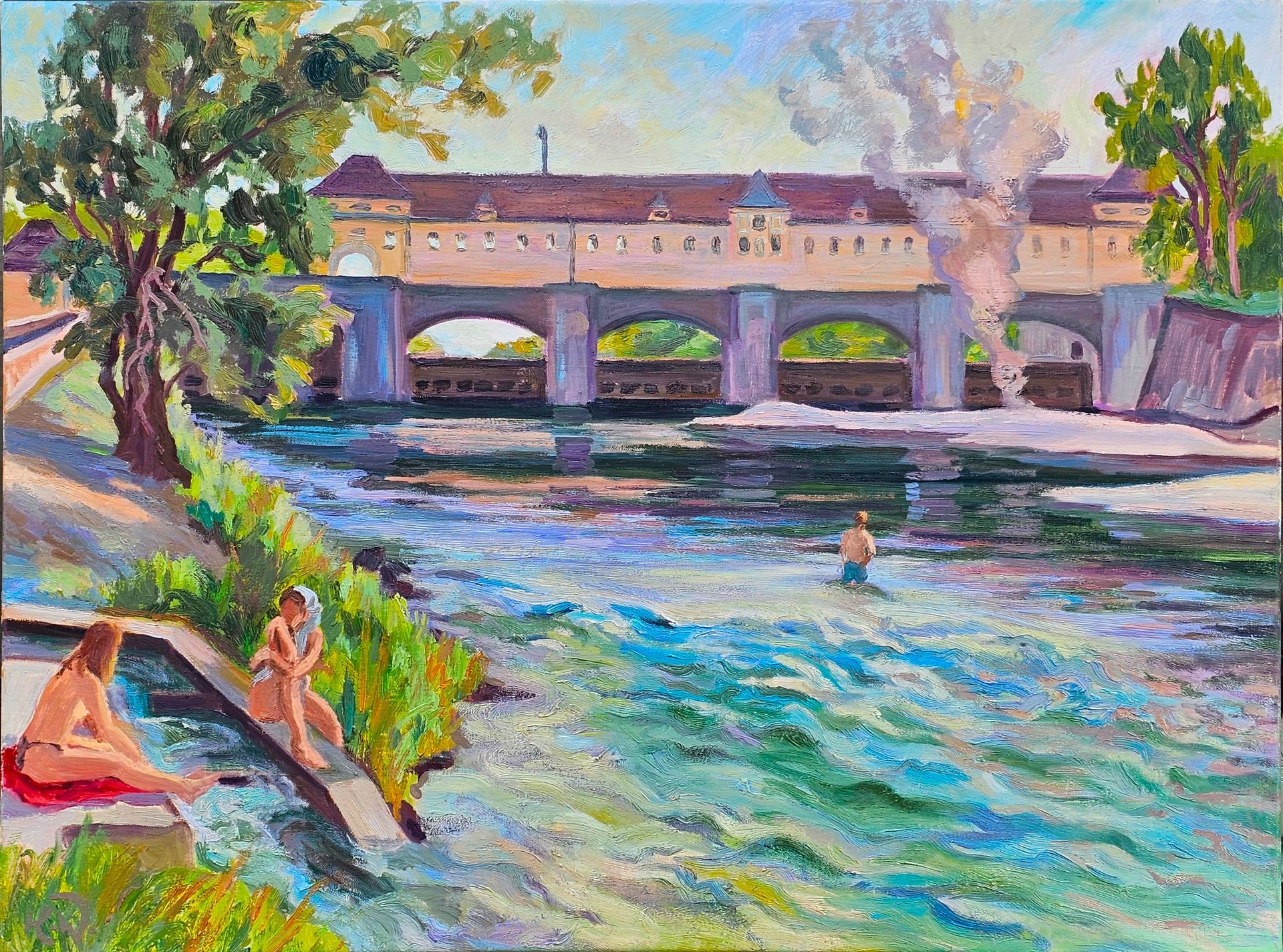 Ölgemälde von Menschen an einem Flussufer mit einer Brücke im Hintergrund, mit leuchtenden Blau-, Grün- und warmen Farbtönen.