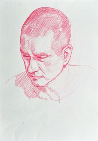 Eine mit roter Tinte gezeichnete Skizze einer Person, die nach unten blickt, mit detaillierten Schraffuren zur Erzeugung.