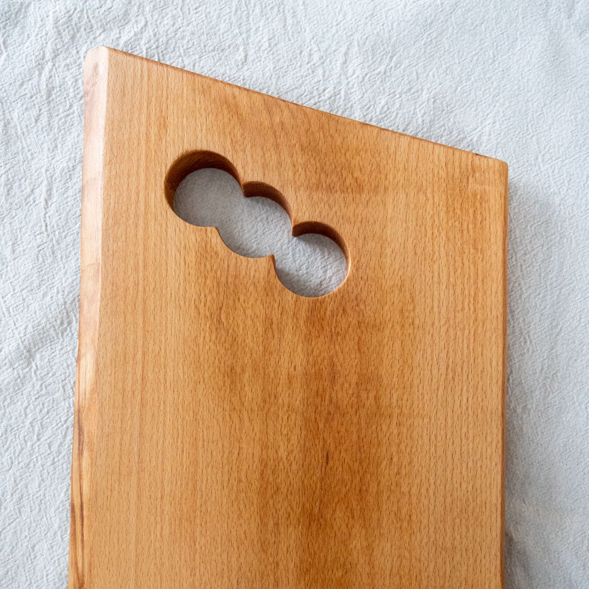 Massief, handgemaakte broodplank (beukenhout)