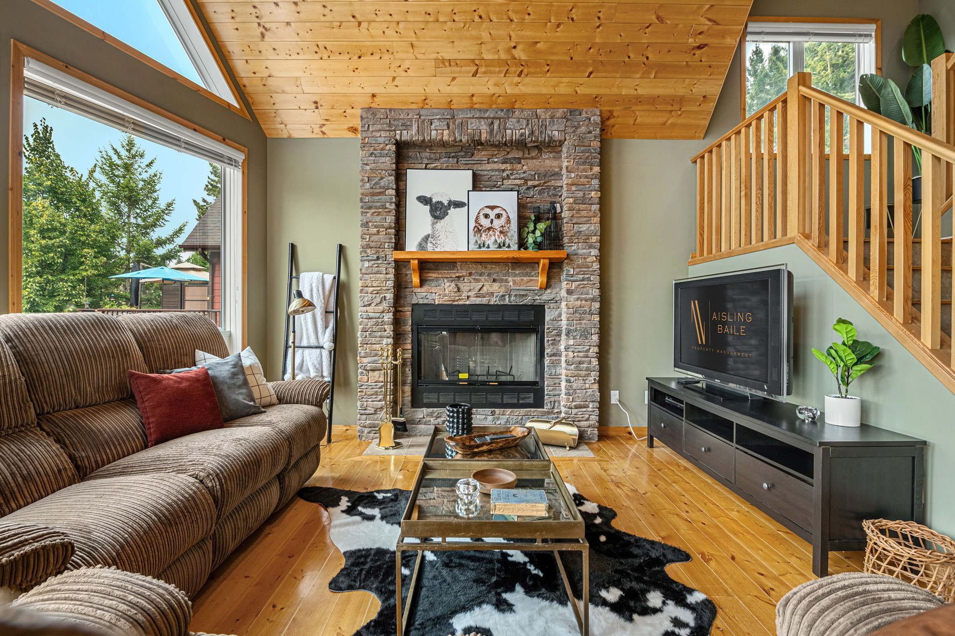 Cedar & Sage, a Radium Hot Springs vacation rental hosted by Aisling Baile Property Management.
